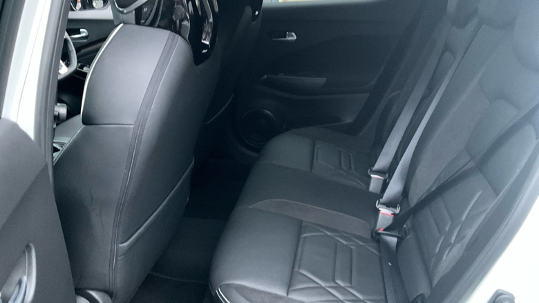 Nissan Juke 1.6 Hybrid Tekna+ 5dr Auto Hybrid Hatchback